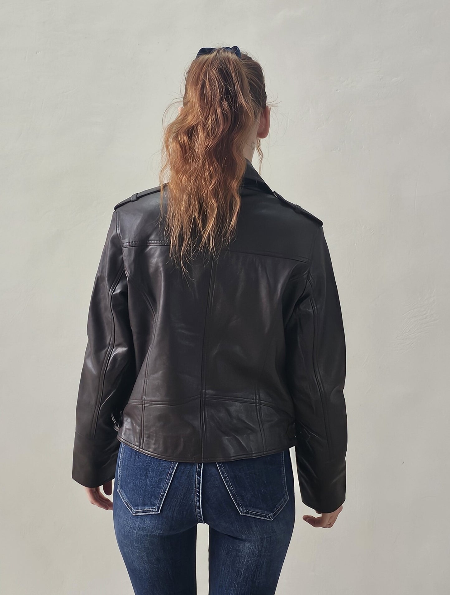 TORY BROWN -  BICKER LEATHER WOMAN